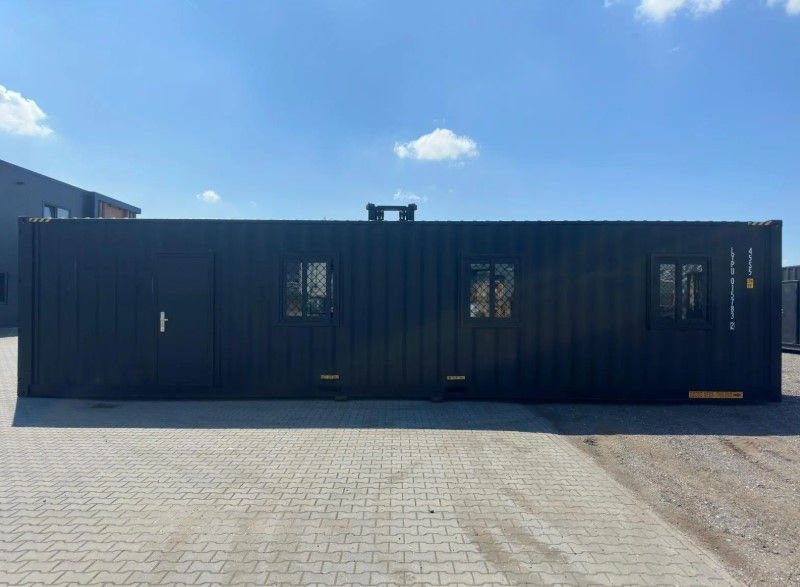 Maison conteneur 40 pieds HC (High Cube) – Hébergement de 12 m² « Black Edition » avec cuisine et salle de bain (Neuf) – Image 3