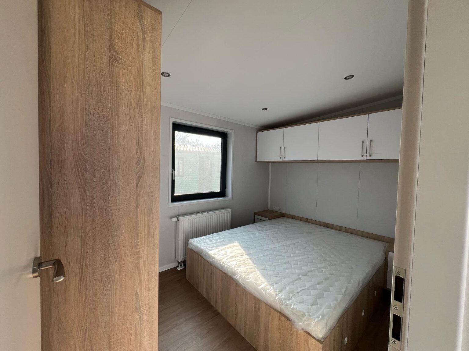 Mobil-home Camp II – Design scandinave en bois (Cuisine haut de gamme et finitions luxueuses) – Image 7