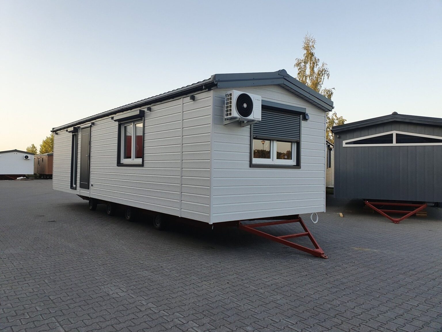 Grand mobil-home 11,4 x 3,5 m « Tout compris » – 4 saisons (meublé et prêt à emménager)