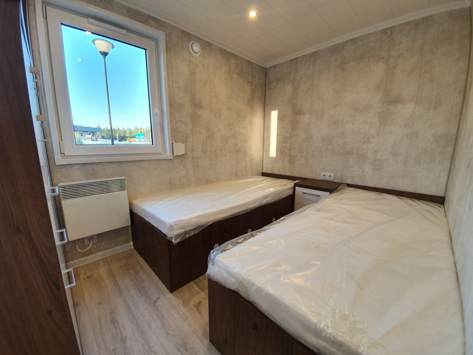 Grand mobil-home 11,4 x 3,5 m « Tout compris » – 4 saisons (meublé et prêt à emménager) – Image 5