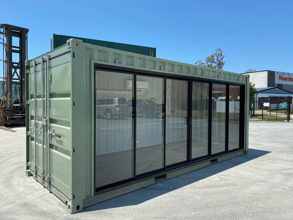 Conteneur aménagé en studio de verre de 20 pieds – Fenêtre coulissante Maxi de 4,5 m et climatisation (Neuf) – Image 2