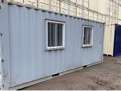 Conteneur-bureau en acier de 20 pieds pour chantier naval – Occasion, opérationnel, avec barres de sécurité – Image 2
