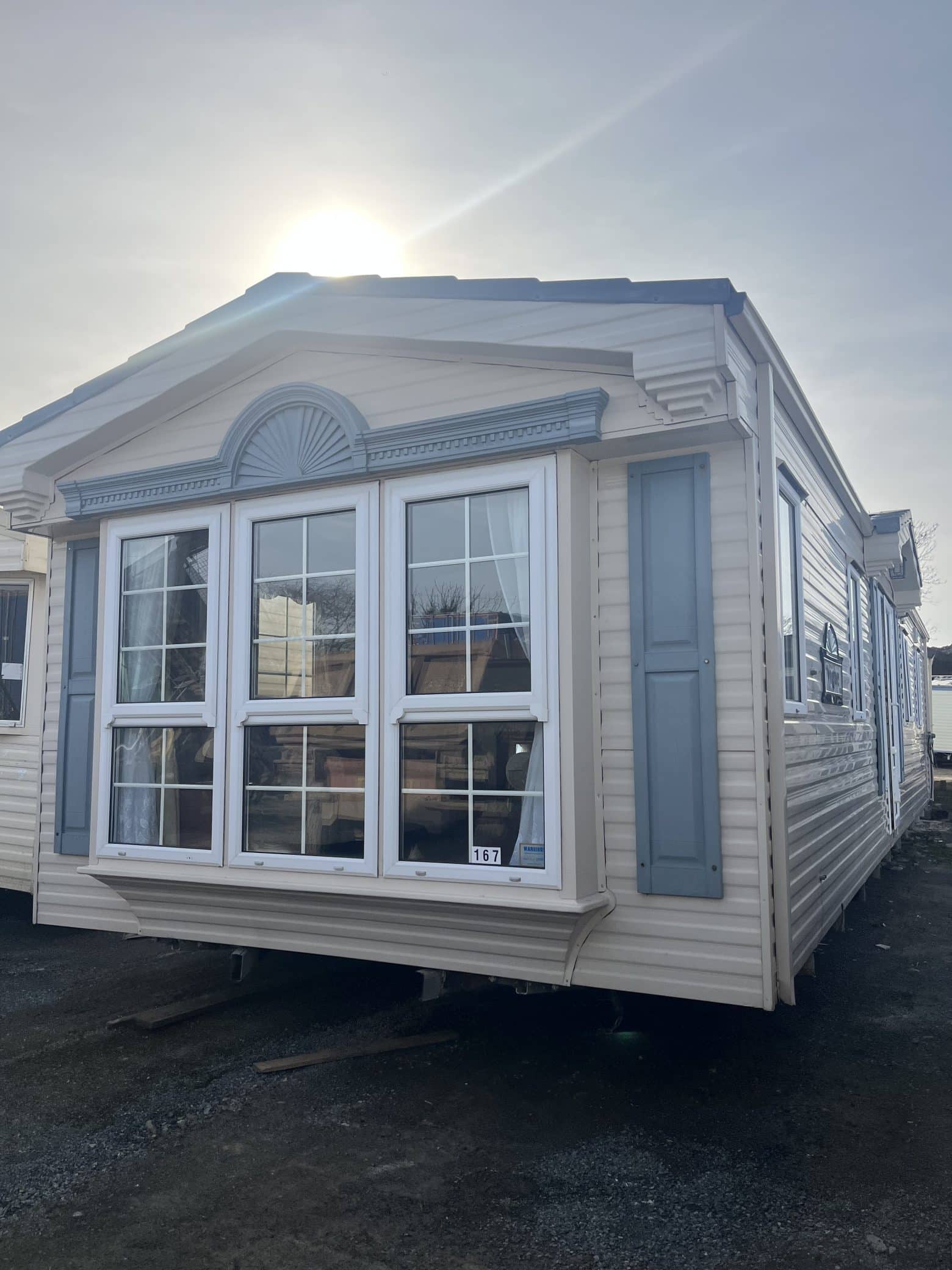 WILLERBY VOGUE