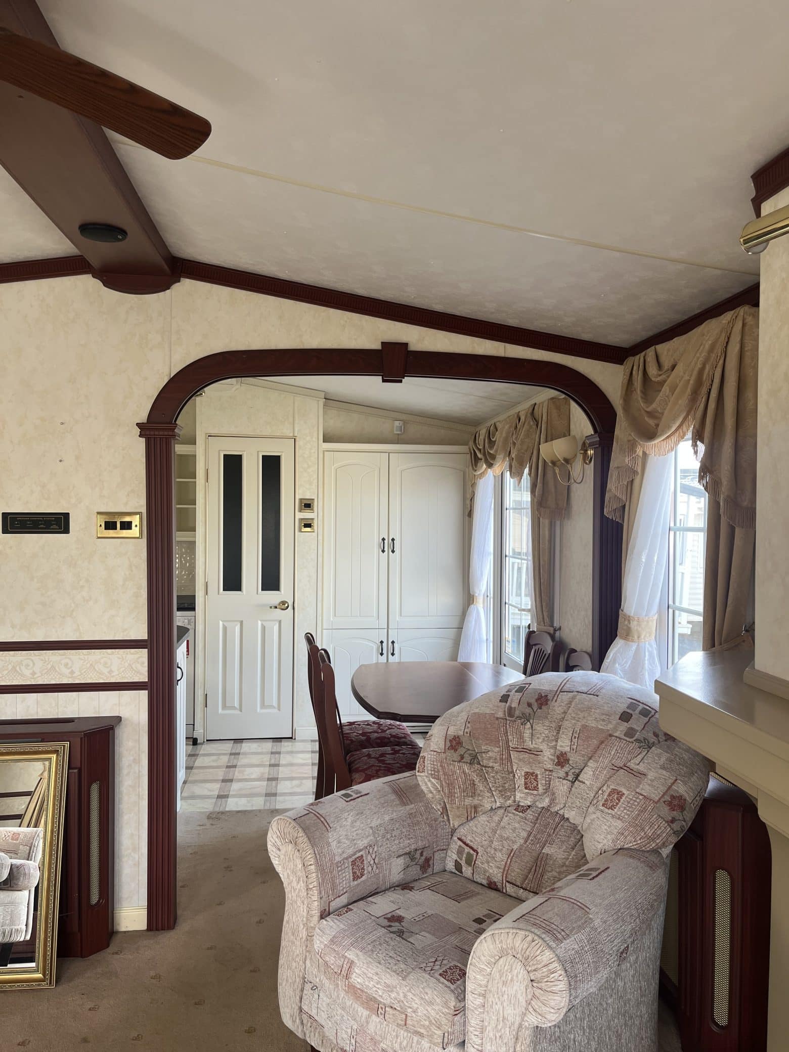 WILLERBY VOGUE – Image 9